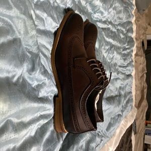 Men’s Champagne dress shoe size 11